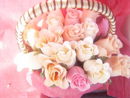 un belle bouque des fleurs